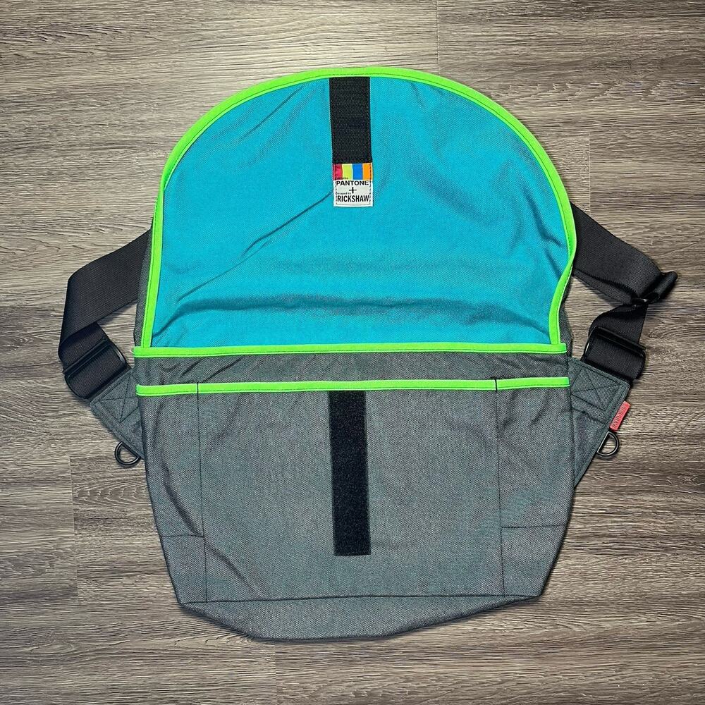 Rickshaw Colored by PANTONE Zero Messenger Bag Made in USA San Francisco EUC - Picture 3 of 15